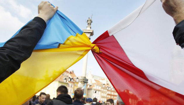 У Польщі повідомили, скільки країна витратила на допомогу Україні