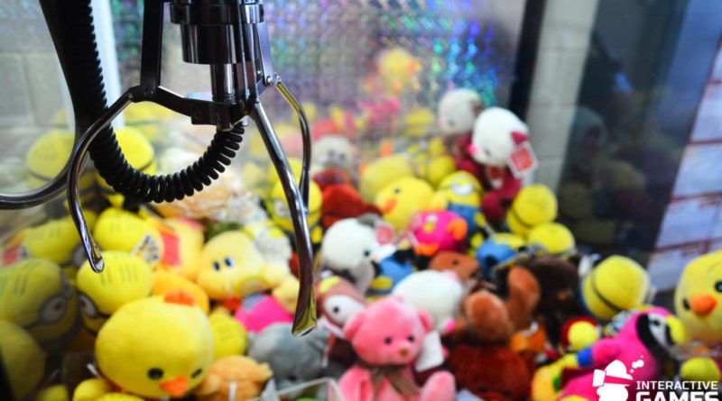 На Тернопільщині чоловік розбив автомат з іграшками, щоб потішити чужих дітей