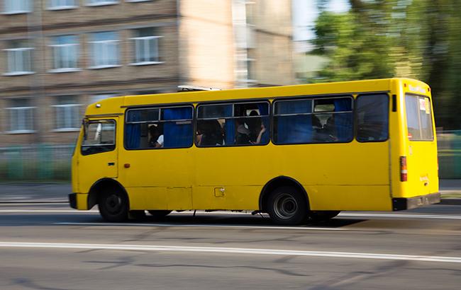 Файномістянські діалоги: ранок у маршрутці