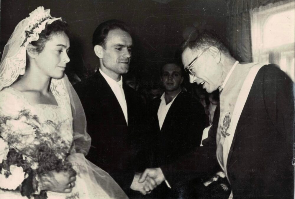 Першою парою у радянському “Палаці щастя” у Львові були виселенці з Польщі, а наречена недавно повернулася із Сибіру
