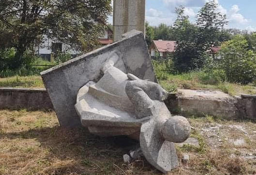 На Львівщині пам’ятники радянщини зберуть в музеї окупації