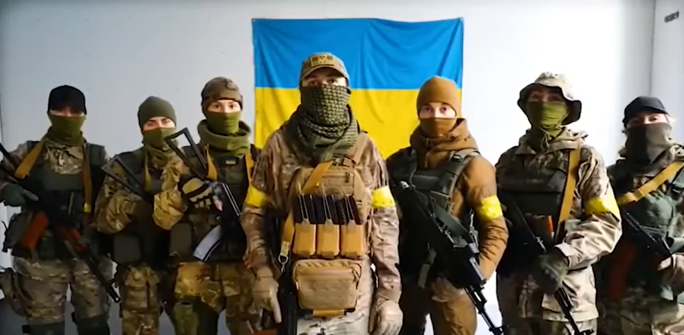 Українська армія є однією з тих, де служить найбільше жінок – Зеленський. Відео