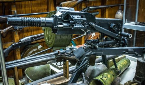 На Тернопільщині поліція перевірятиме виставки та музеї, де є зброя