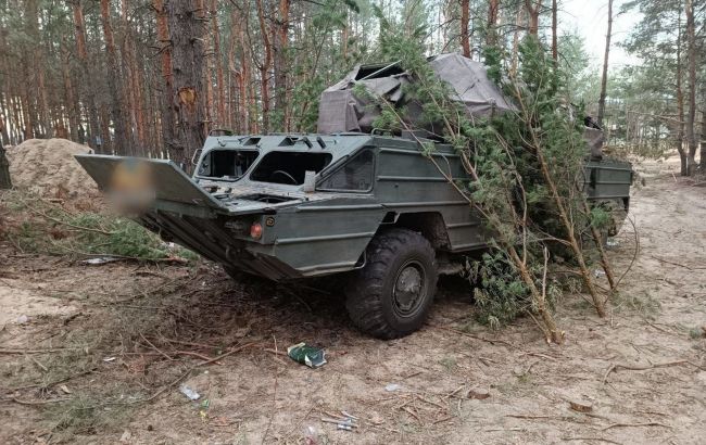 Українські військові показали захоплений ворожий зенітний комплекс “Оса”