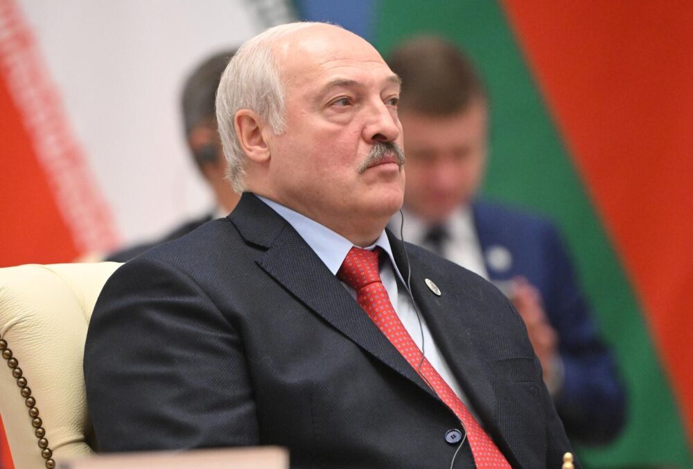 Лукашенко заявив про готовність допомогти РФ у війні проти України – Генштаб