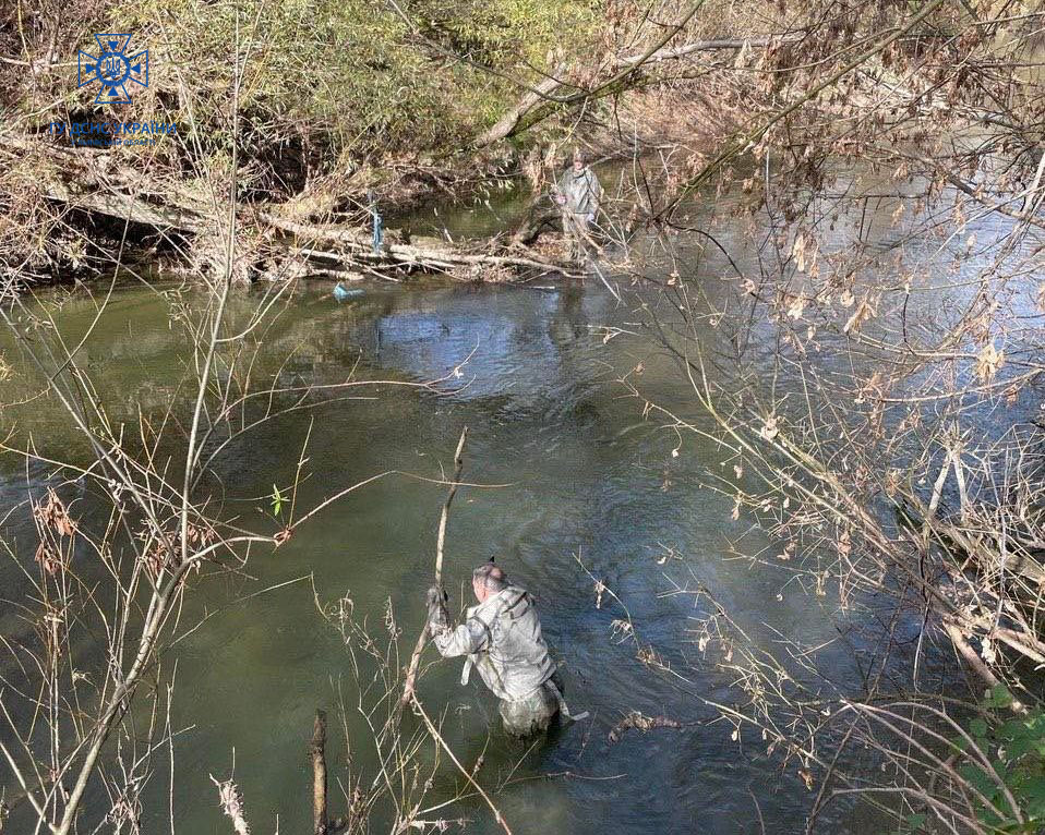 На Львівщині з Дністра витягнули тіло жінки