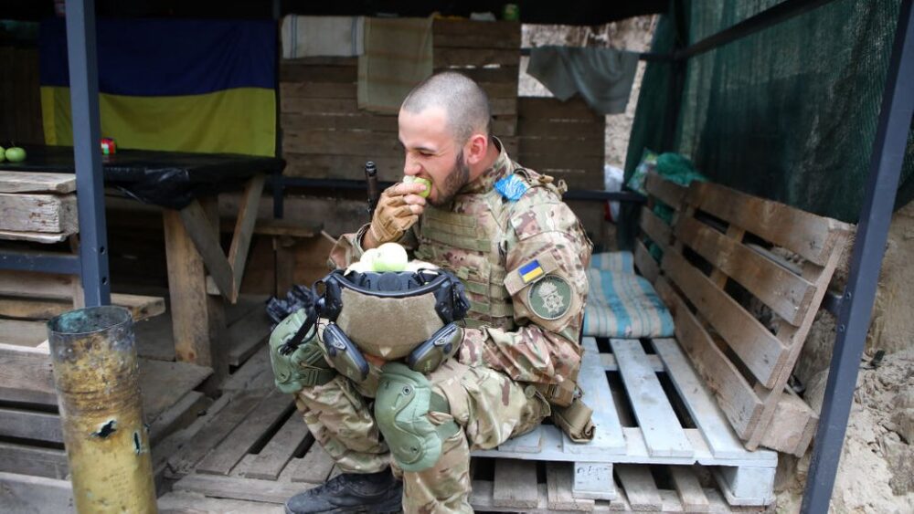 Президент відповів на петицію про вегетаріанські та веганські сухпайки для ЗСУ