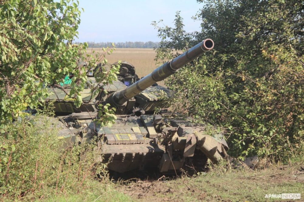 Бійці ЗСУ двома танками захопили опорний пункт росіян