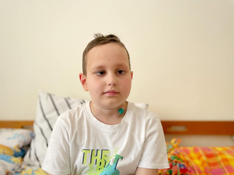 У Львові рятують дитину з раком мозку, від якої відмовилися лікарі за кордоном