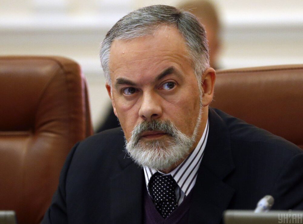 Ексміністру освіти Табачнику оголосили підозру в держзраді