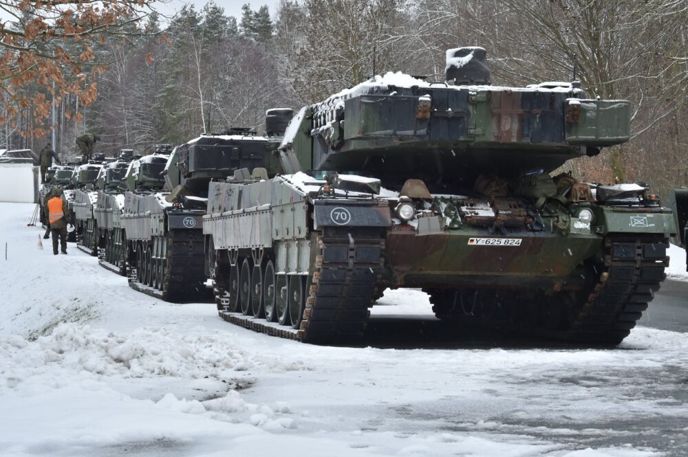 У парламенті Фінляндії закликають уряд першими в Європі розпочати постачання Україні танків Leopard 2