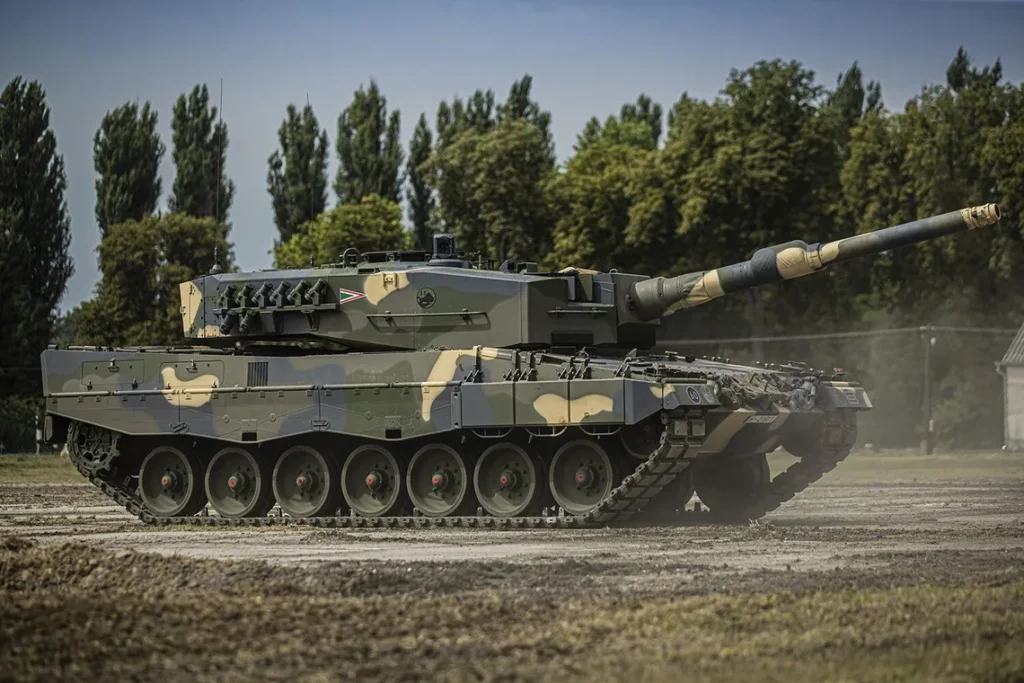 Польща готує запит Німеччині щодо передачі танків Україні