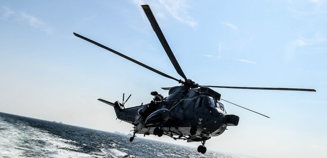 В Україну прибув британський вертоліт Sea King