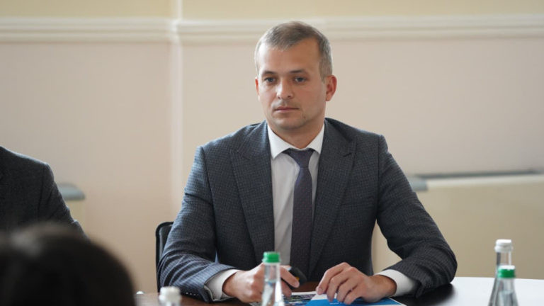 Колишнього заступника міністра інфраструктури Лозинського відправили під домашній арешт