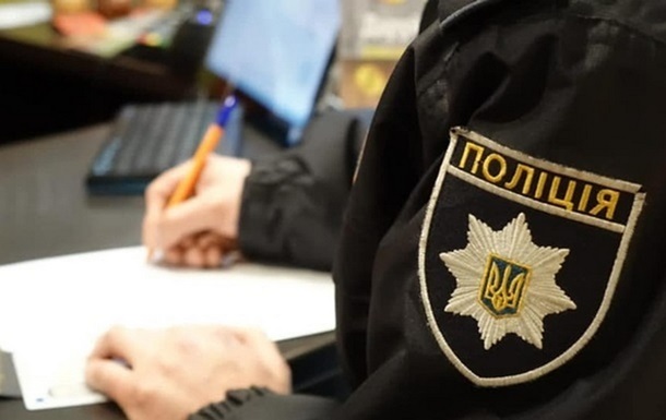 Шістьох поліцейських на Донеччині покарали за ігнорування української мови