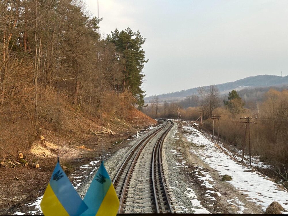На кордоні з Польщею Україна відновила 70 км залізниці