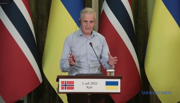 Премʼєр Норвегії пропонує виділити Україні $7 млрд протягом п’яти років