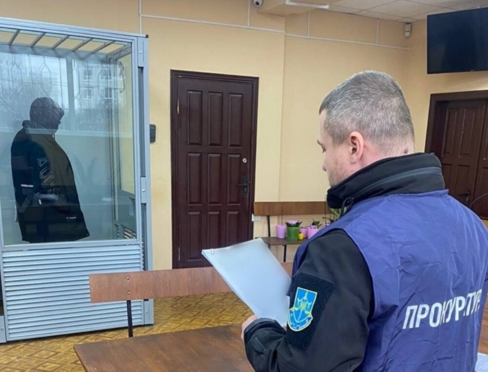 Коригувальник окупантів, який хотів допомогти бойовикам “дійти до Львова”, отримав 15 років тюрми