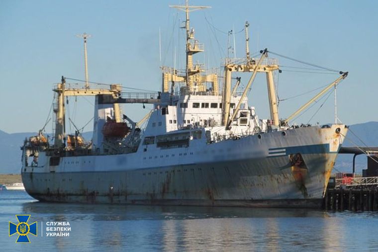 росія намагалася вкрасти два українські судна в Іспанії