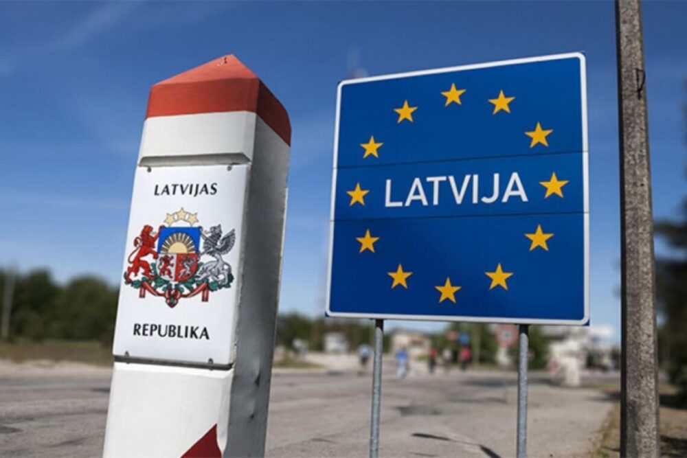 Якщо росіяни у Латвії не складуть іспит із латиської, їх можуть силою вивезти на кордон