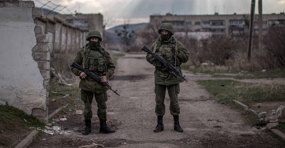 На Луганщині окупанти розміщуються у житлових кварталах, щоб прикриватись цивільними