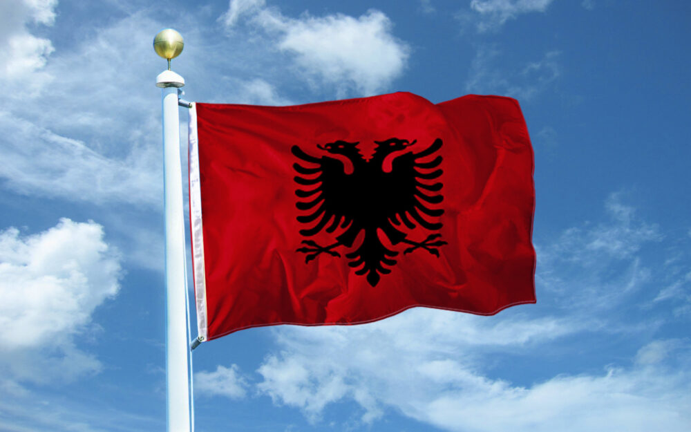 Албанія скасувала безвіз для росіян