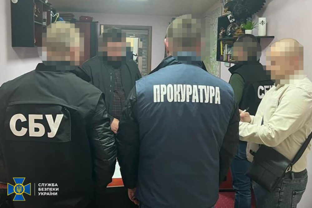 На Львівщині адвокат “допомагав” призовникам уникнути мобілізації
