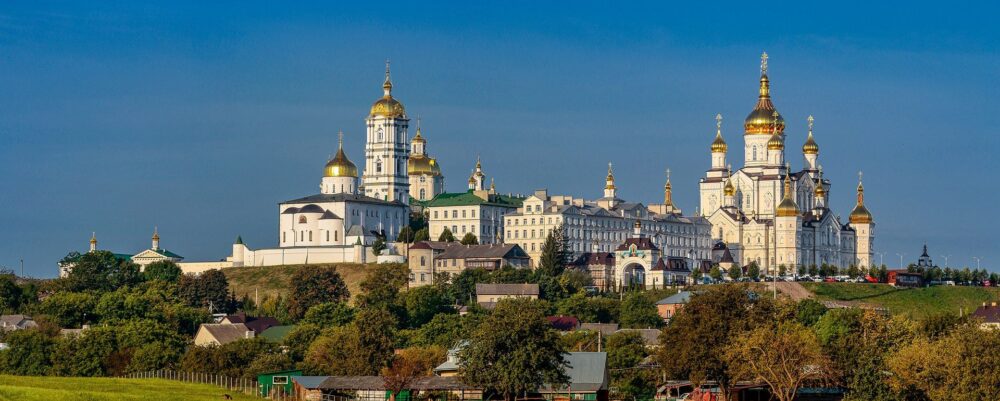 Мінкульт створив комісію з перевірки Почаївської лаври