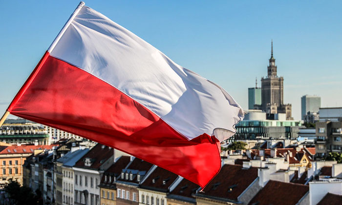 У Варшаві на користь держави конфіскували школу при посольстві рф