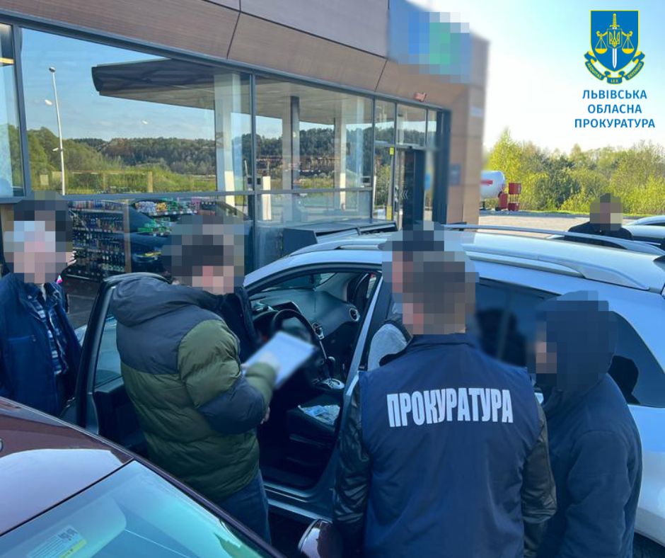 На Львівщині затримали чоловіка, який допомагав ухилянтам втекти за кордон