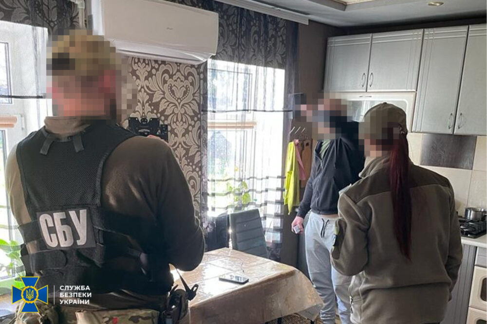 На Черкащині затримали тіктокера, який знімав рух української військової техніки