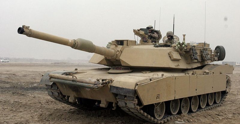 До Німеччини доставили 31 танк Abrams від США для навчання українських військових