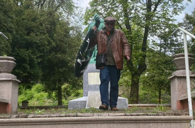 “Всі комуністичні ідоли на Львівщині будуть знесені” – Олег Радик