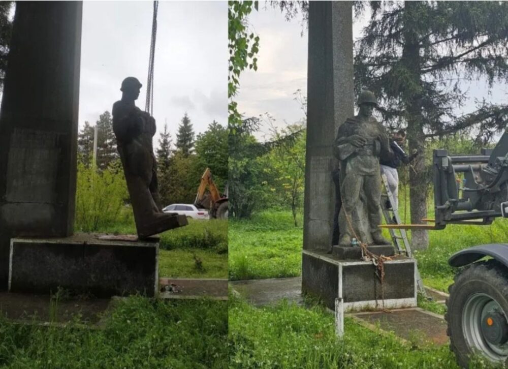 На Львівщині знесли два пам’ятники радянським солдатам. Оновлено