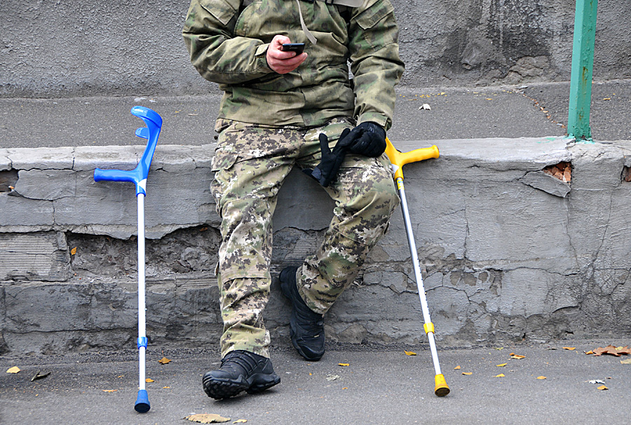 Ветеранів на Львівщині, які отримали поранення, навчатимуть нових професій