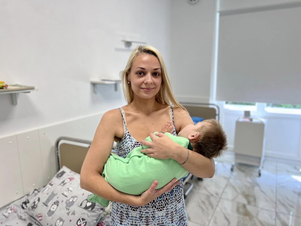 Львівські лікарі заново сформували 9-місячному хлопчику анус