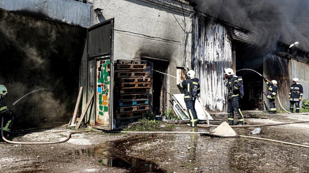 У Тернополі горів склад, де зберігали олію