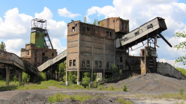На Львівщині на роботу в шахту «Надія» взяли десятьох в’язнів колонії