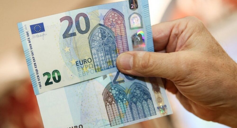 Тернопільський суд конфіскував у жінки 20 євро