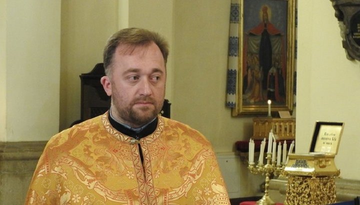 За 500 тисяч доларів відомого священника хочуть усунути від служіння у Львові