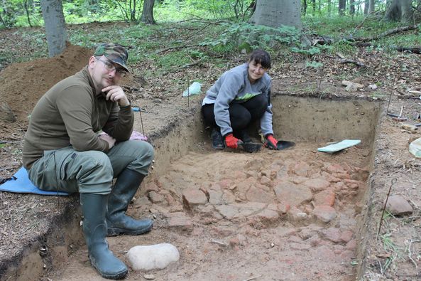 На Франківщині археологи розкопали поселення трипільської культури