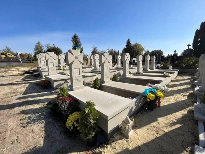 Сім’я загиблого захисника в Тернополі відмовилася від уніфікованого пам’ятника на Алеї Героїв