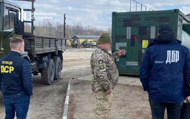 На Львівщині військових, які вкрали понад 6 тисяч літрів дизпалива, засудили