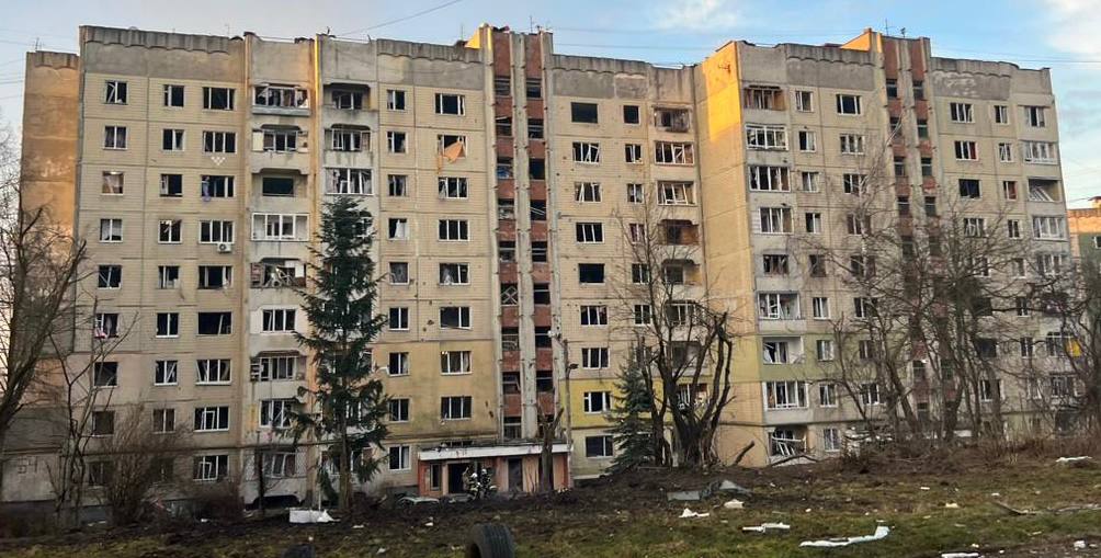 Внаслідок ракетного удару у Львові загинула людина
