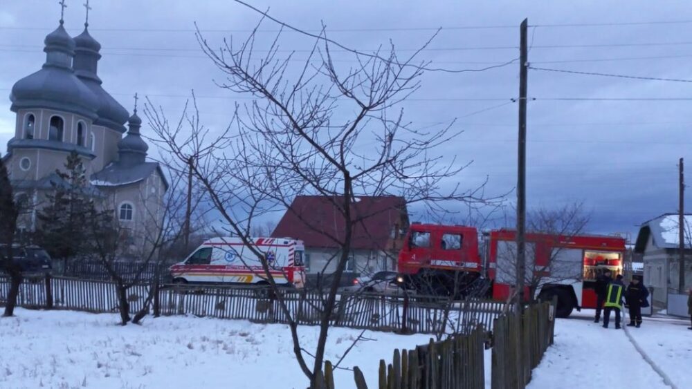 На Франківщині під час гасіння пожежі рятувальники виявили тіло чоловіка