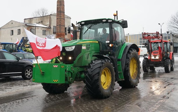 Польські фермери оголосили про нову блокаду кордону з Україною