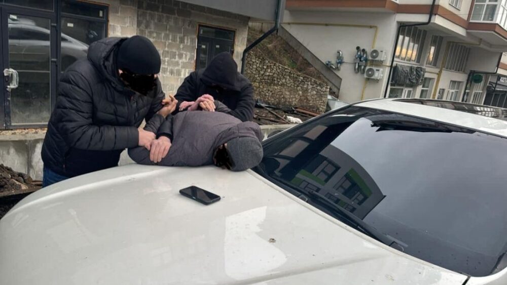 Працівника Тернопільського ТЦК затримали на хабарі