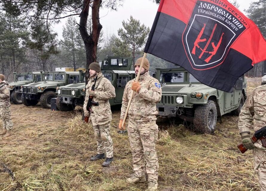 Командирів та бійців ДУК “Правий Сектор” переводять з 67 бригади