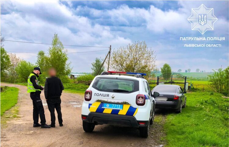 П’яний водій намагався втекти від патрульних поблизу Львова