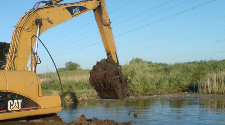 На Тернопільщині чоловік самовільно викопав ставок у заказнику